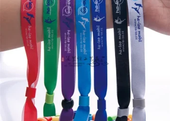 How to Remove a Festival Wristband without Cutting It