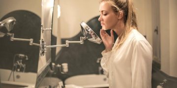 5 Things to Do If You Have Acne Prone Skin