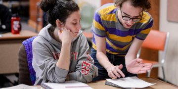 9 Tips To Make Friends In Grad School