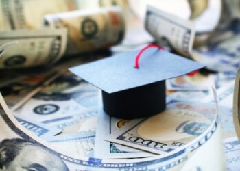 Does it Make Sense to Refinance Federal Student Loans